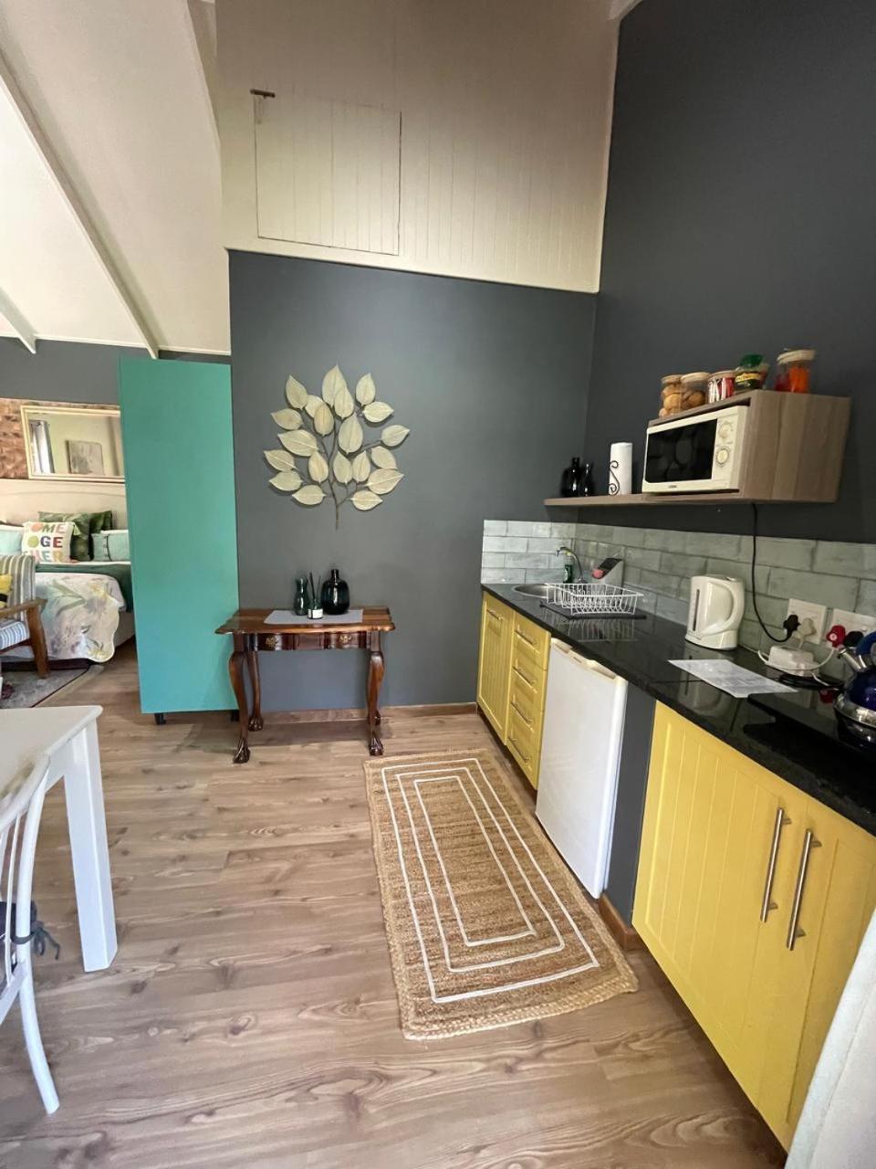 Periwinkle, Grove ,Acorn & Sage Cottages Clarens Esterno foto