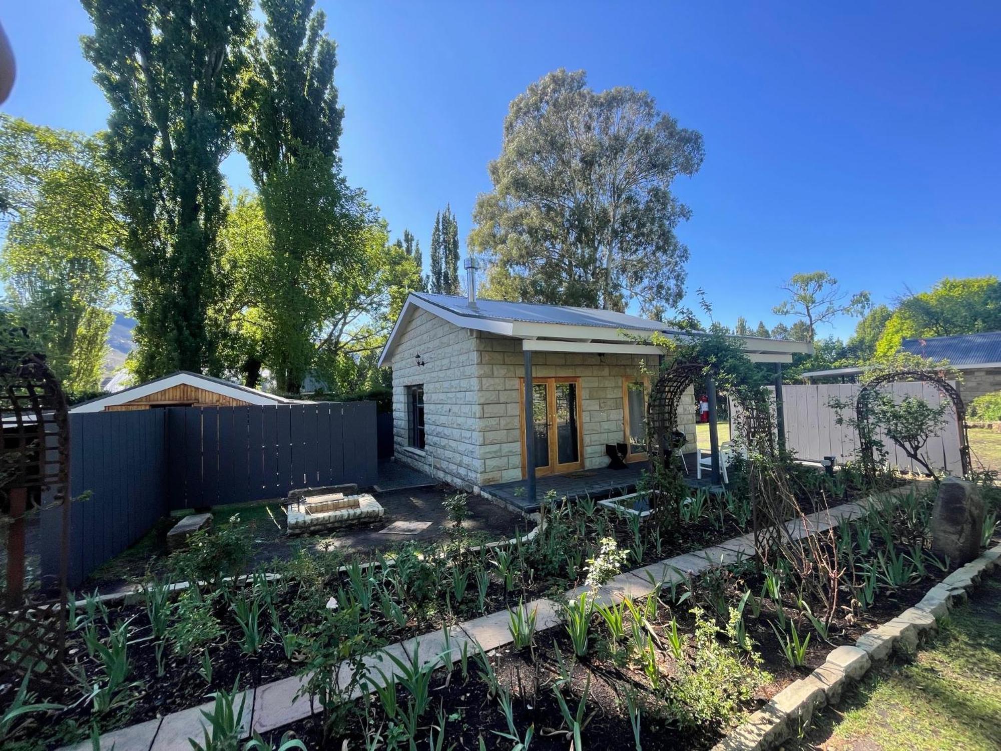 Periwinkle, Grove ,Acorn & Sage Cottages Clarens Esterno foto